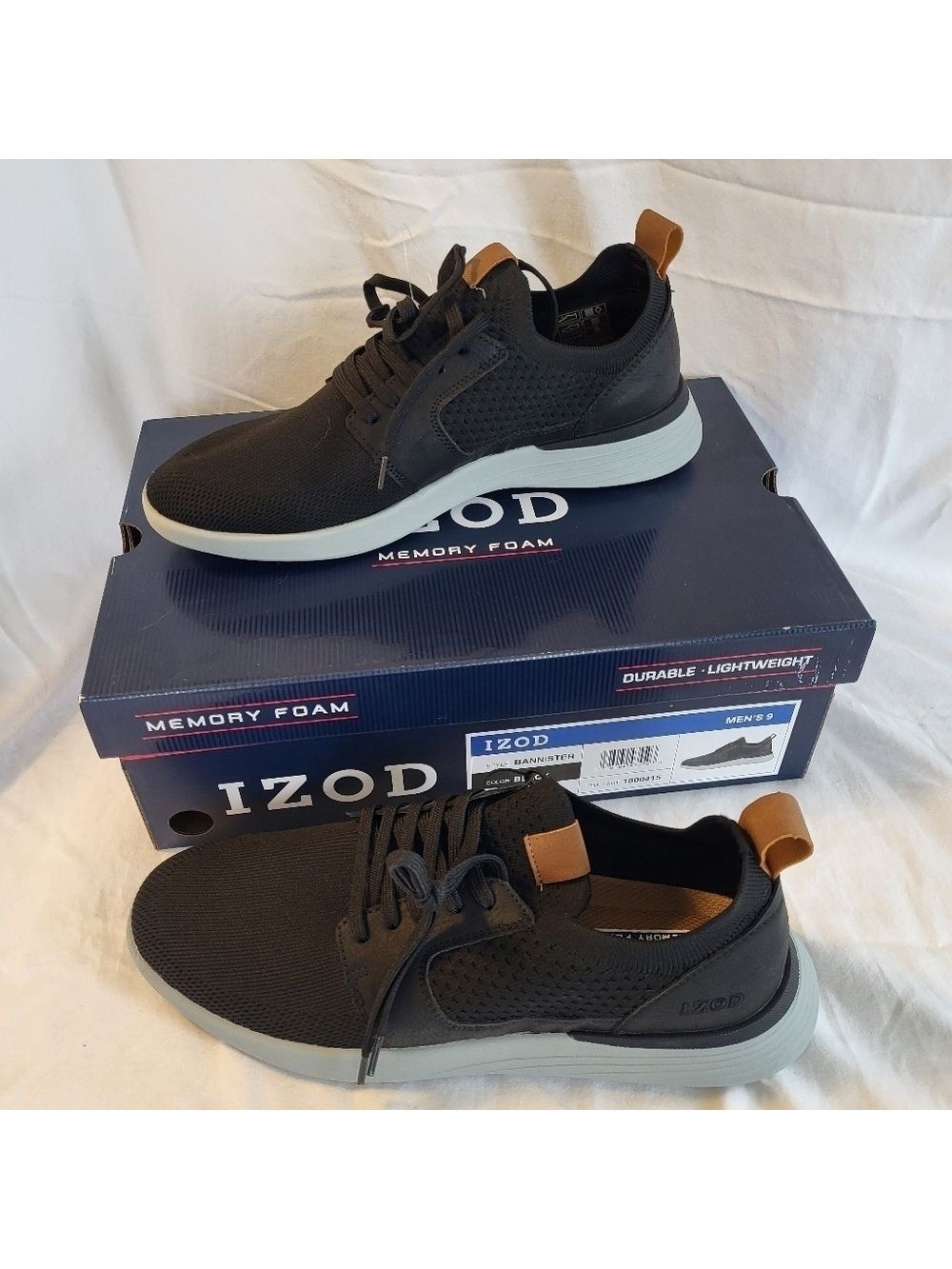 IZOD Bannister Memory Foam Men's Lace Up Black Sneakers, Size 9, NIB